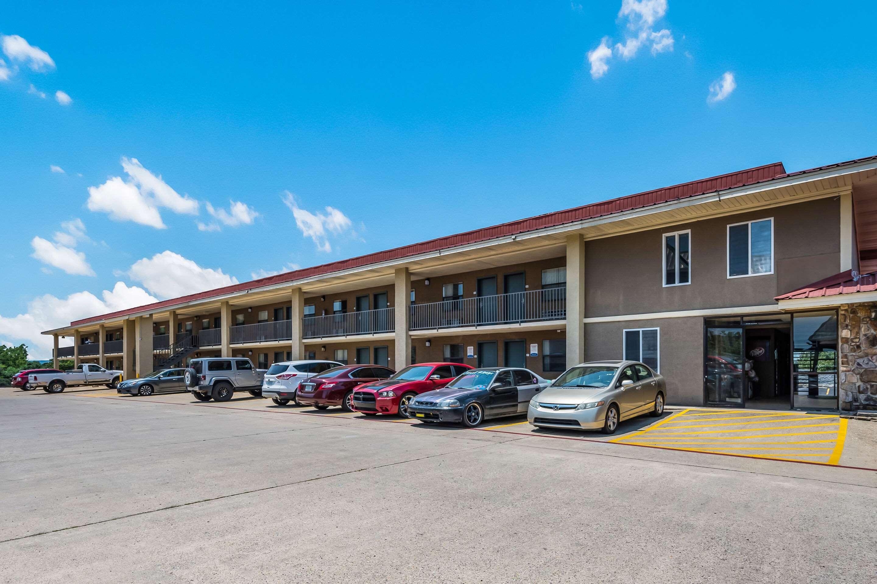 Quality Inn & Suites Hot Springs-Lake Hamilton Exterior foto